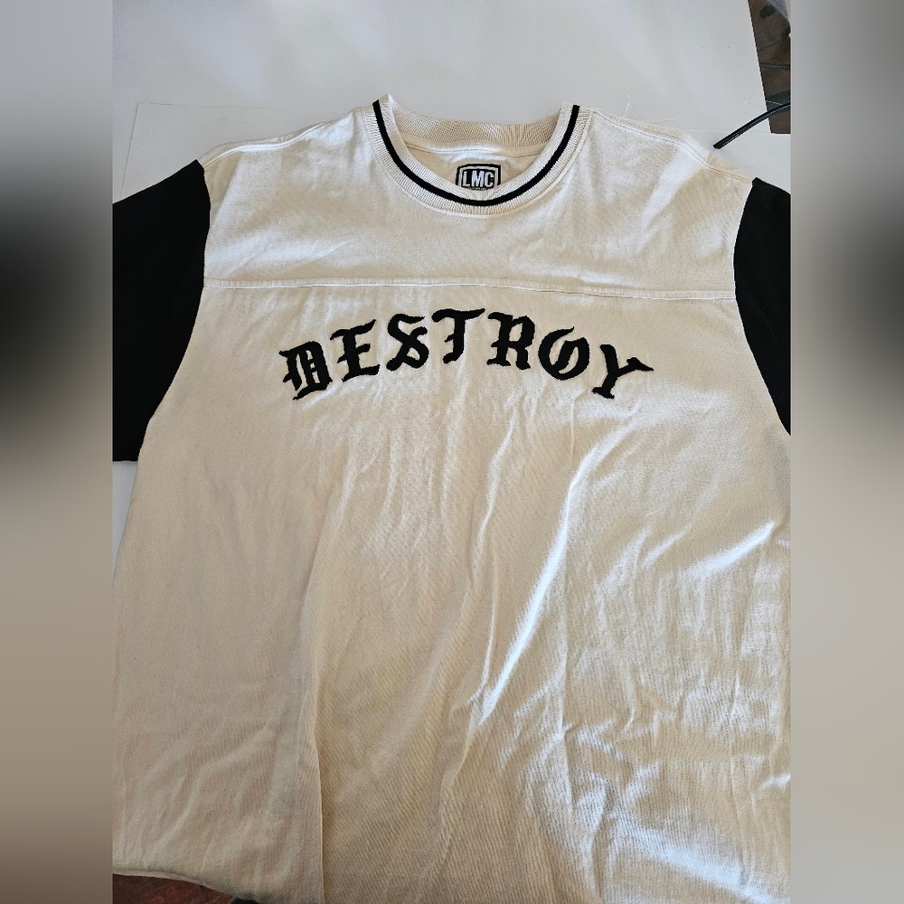 LMC Destroy T-shirt 2 color tan and black size L